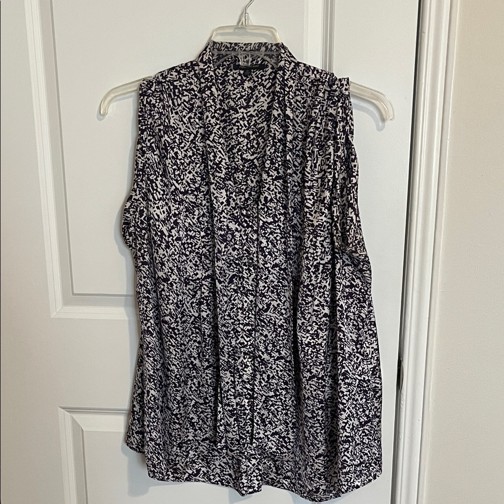 Anne Klein Monochrome Sleeveless Blouse